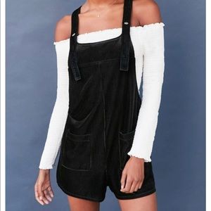 Velvet corduroy shortall overalls